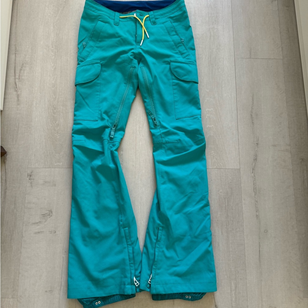 Burton xxs Dry Ride ski snowboard Pants Waist 13 1/2 inseam 32” great condition